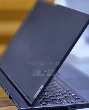 New Laptop Lenovo Legion 5 16GB AMD Ryzen 7 SSD 512GB