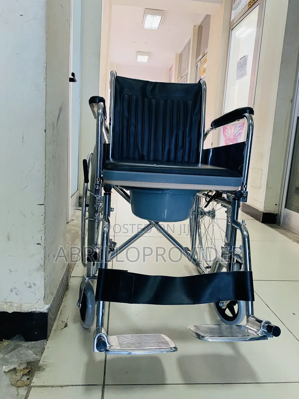 Toilet Wheelchair6wheelchair9wheelchair4wheelchair5wheelchai