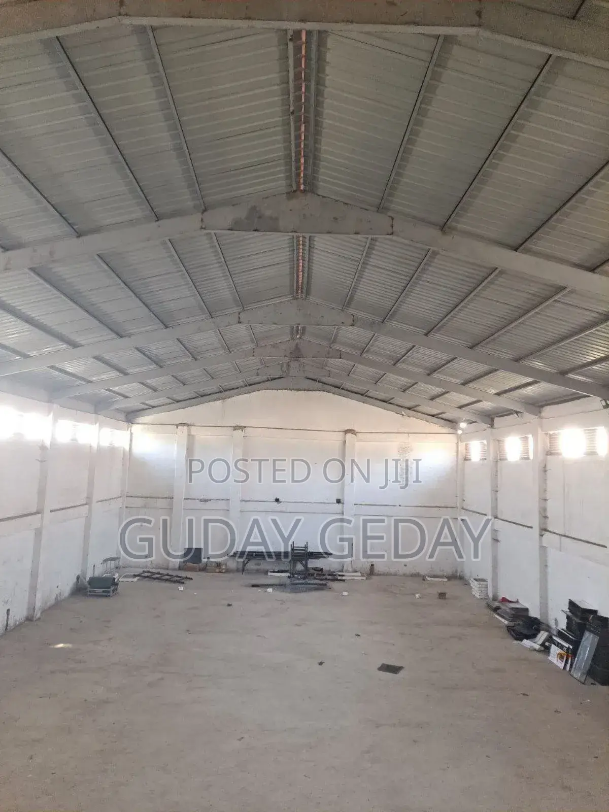 መጋዘን የሚሸጥ ቃሊተ