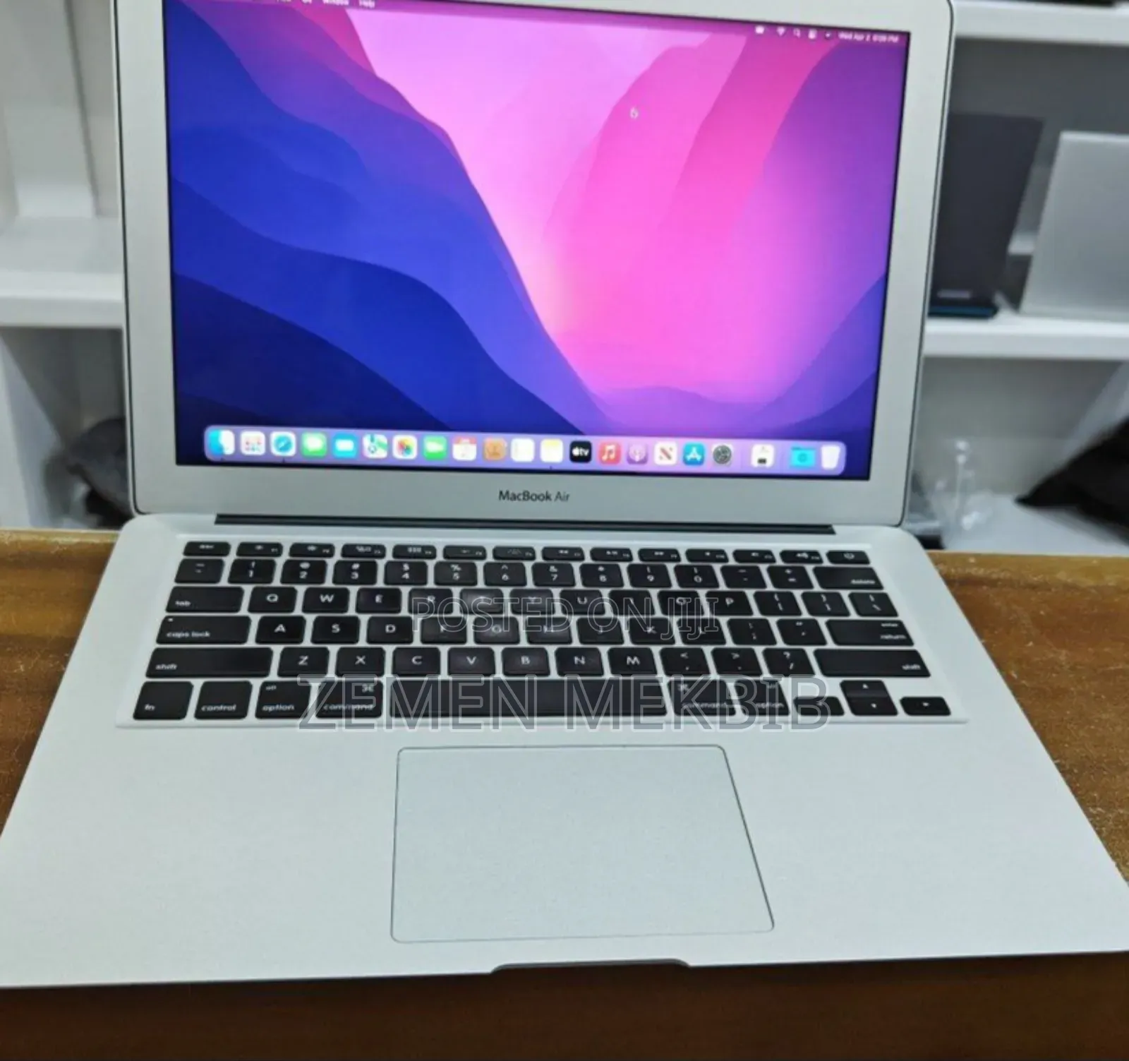 New Laptop Apple MacBook Air 2017 8GB Intel Core I5 SSD 128GB