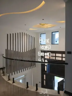 8bdrm House in Bole for sale