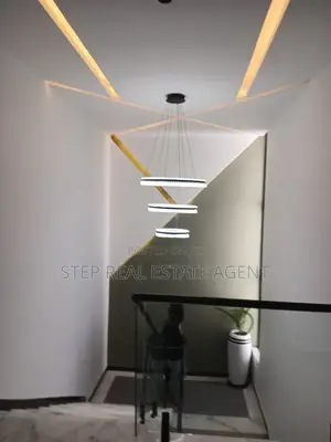 8bdrm House in Bole for sale