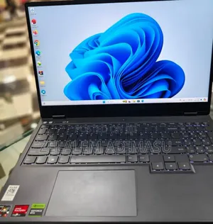 New Laptop Lenovo Legion 5 16GB AMD Ryzen 7 SSD 512GB