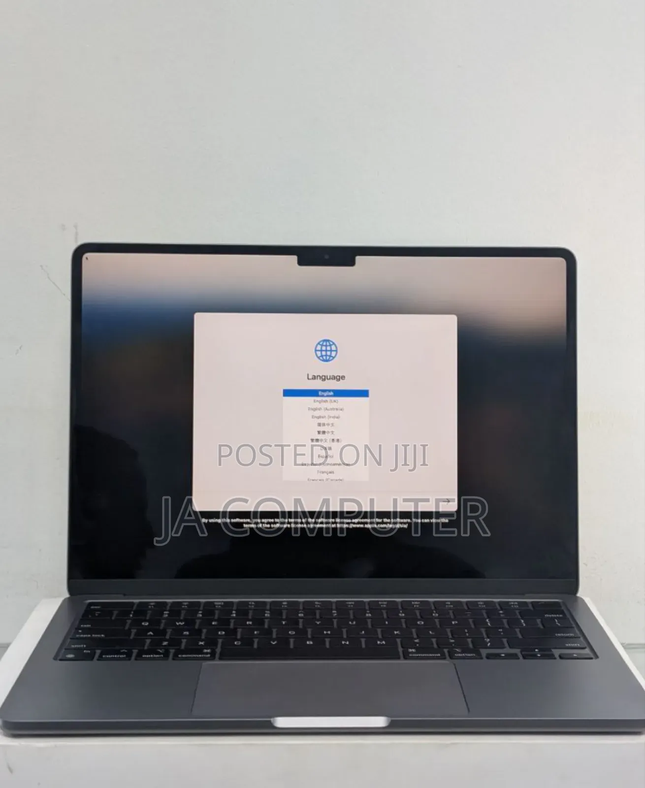 New Laptop Apple MacBook Air 2022 M2 8GB Apple M2 SSD 256GB