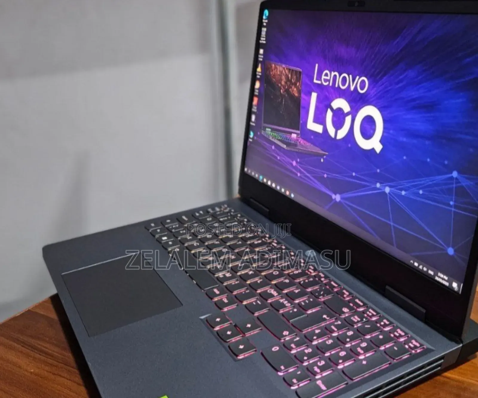 New Laptop Lenovo LOQ 15IRH8 16GB Intel Core I5 SSD 512GB