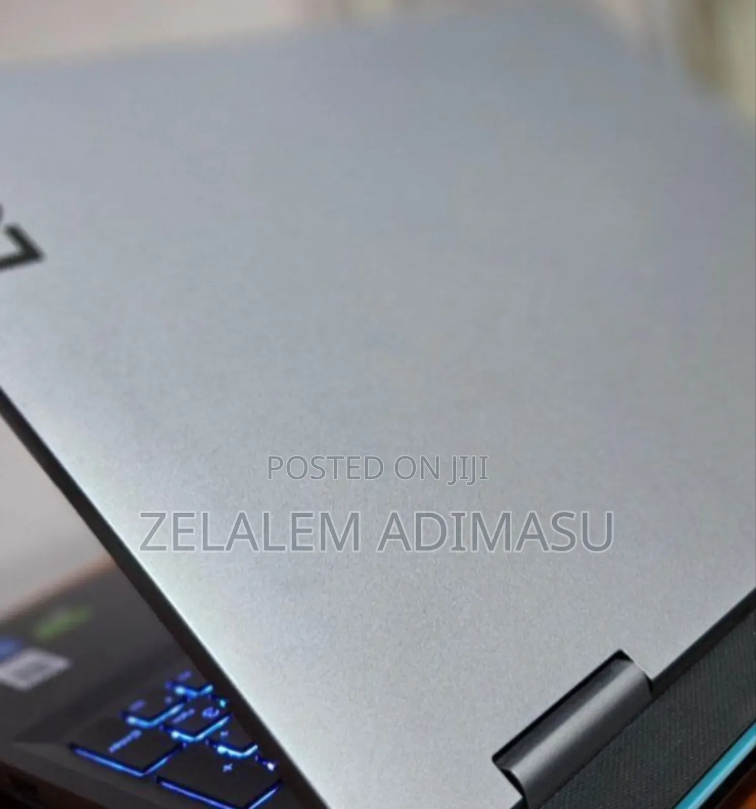 New Laptop Lenovo LOQ 15IRH8 16GB Intel Core I5 SSD 512GB