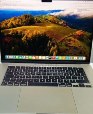 New Laptop Apple MacBook Air 2023 M2 8GB Intel Core M2 SSD 256GB