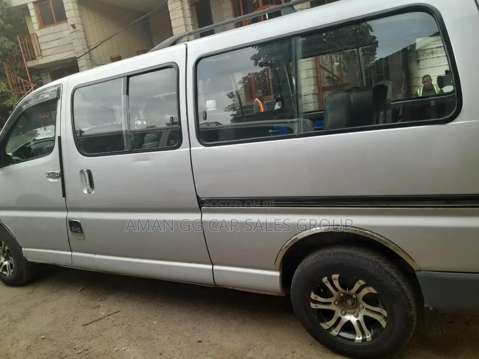 Toyota HiAce 2006 Silver