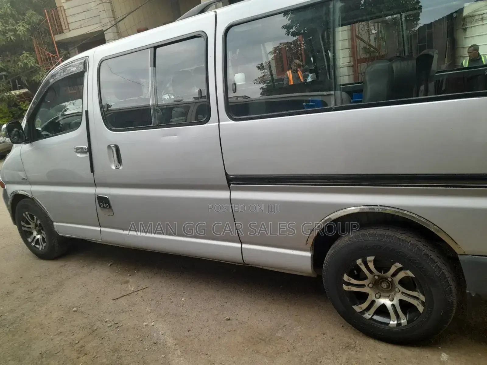 Toyota HiAce 2006 Silver
