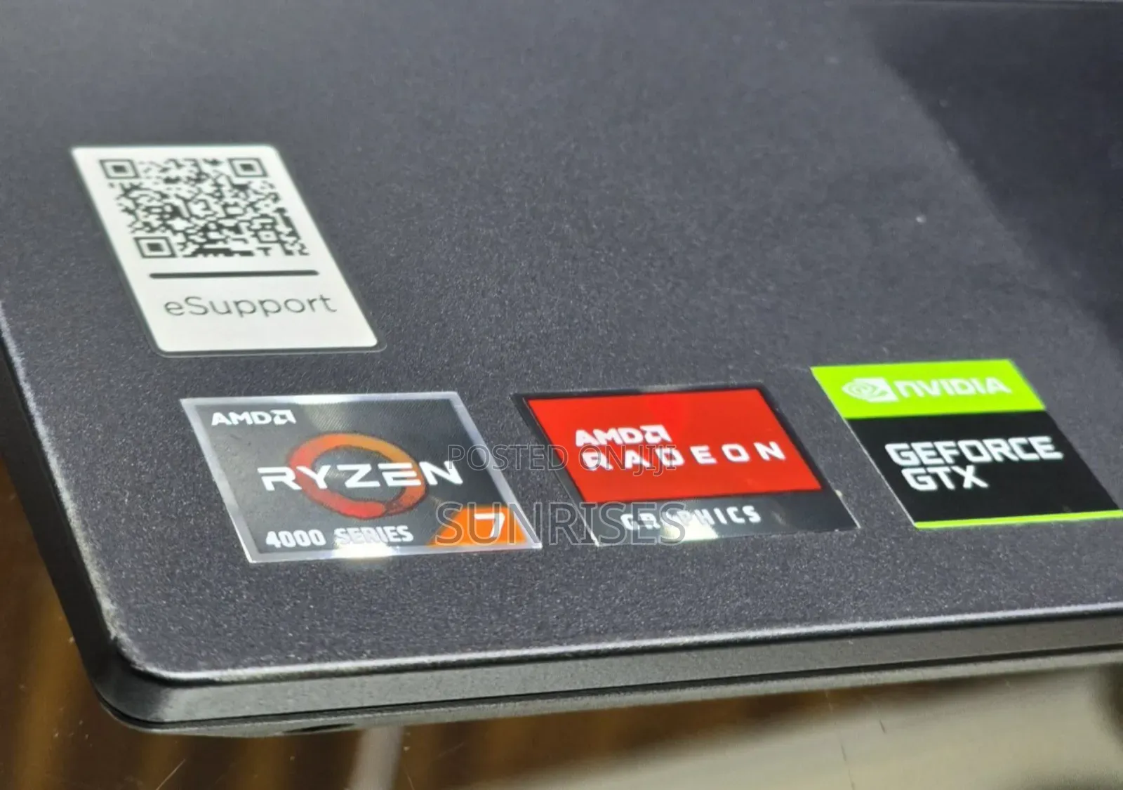 New Laptop Lenovo Legion 5 16GB AMD Ryzen 7 SSD 512GB