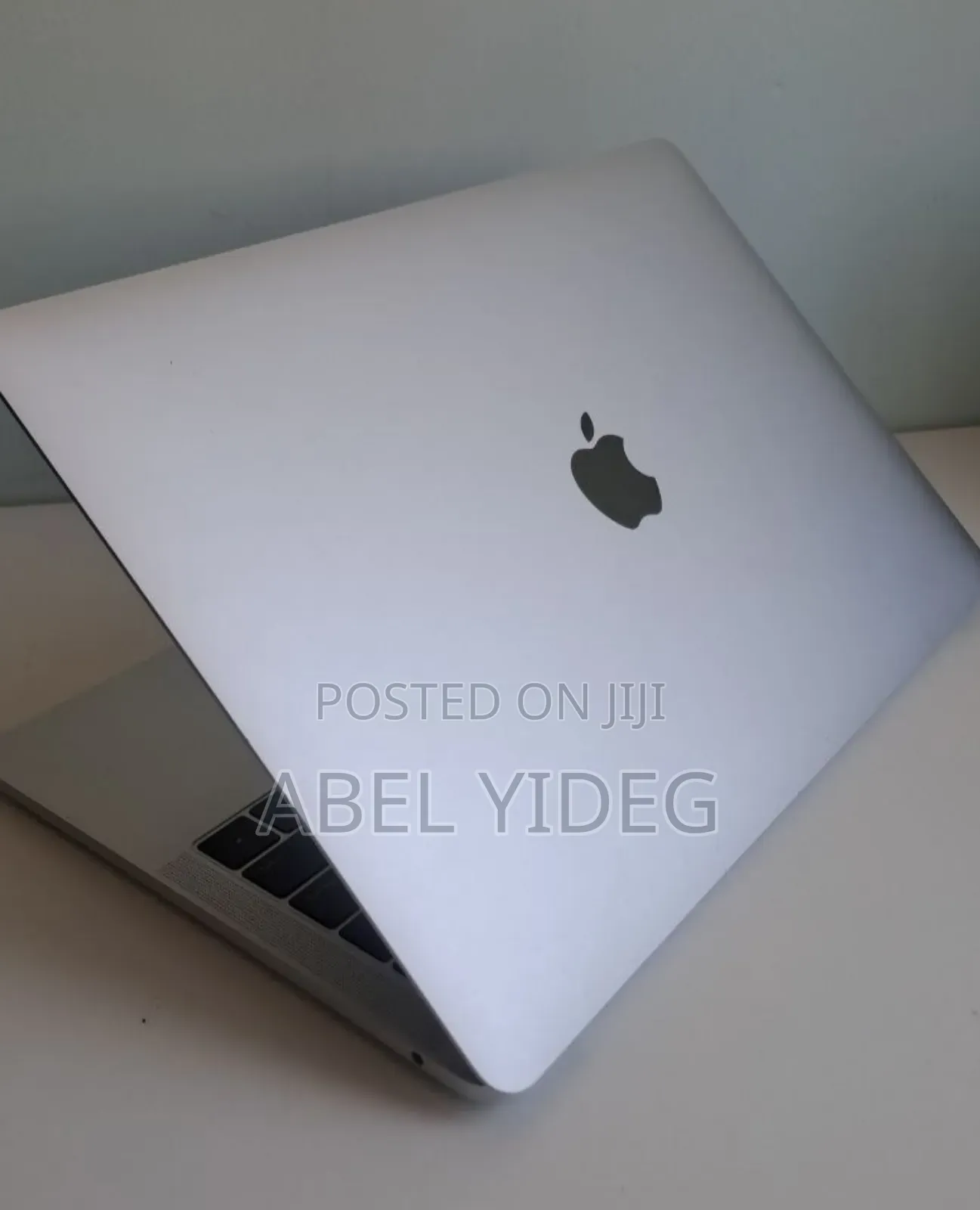 New Laptop Apple MacBook Pro 2017 8GB Intel Core I5 SSD 128GB