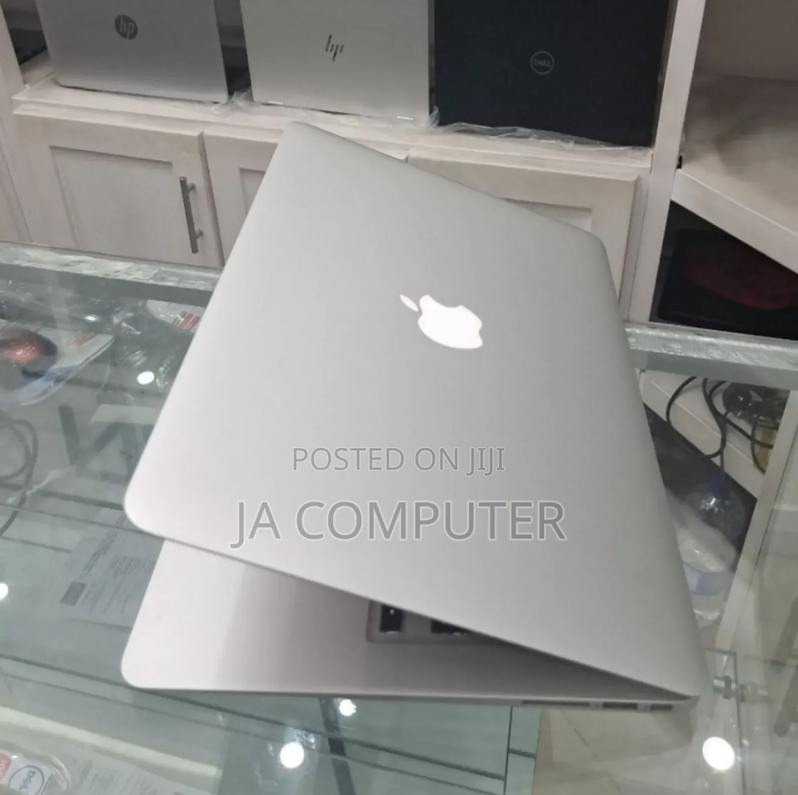 New Laptop Apple MacBook Air 2017 8GB Intel Core I5 SSD 128GB