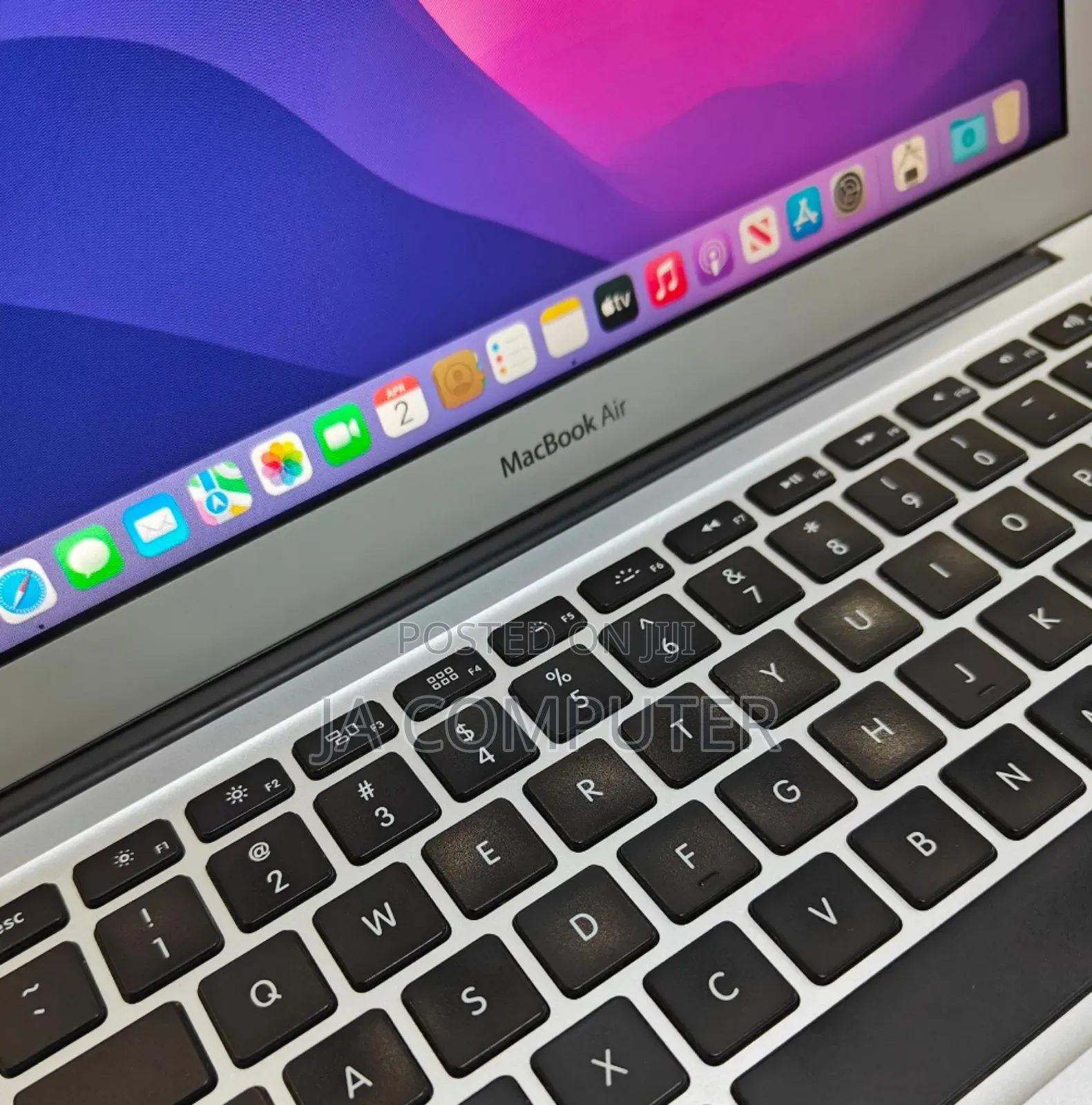 New Laptop Apple MacBook Air 2017 8GB Intel Core I5 SSD 128GB