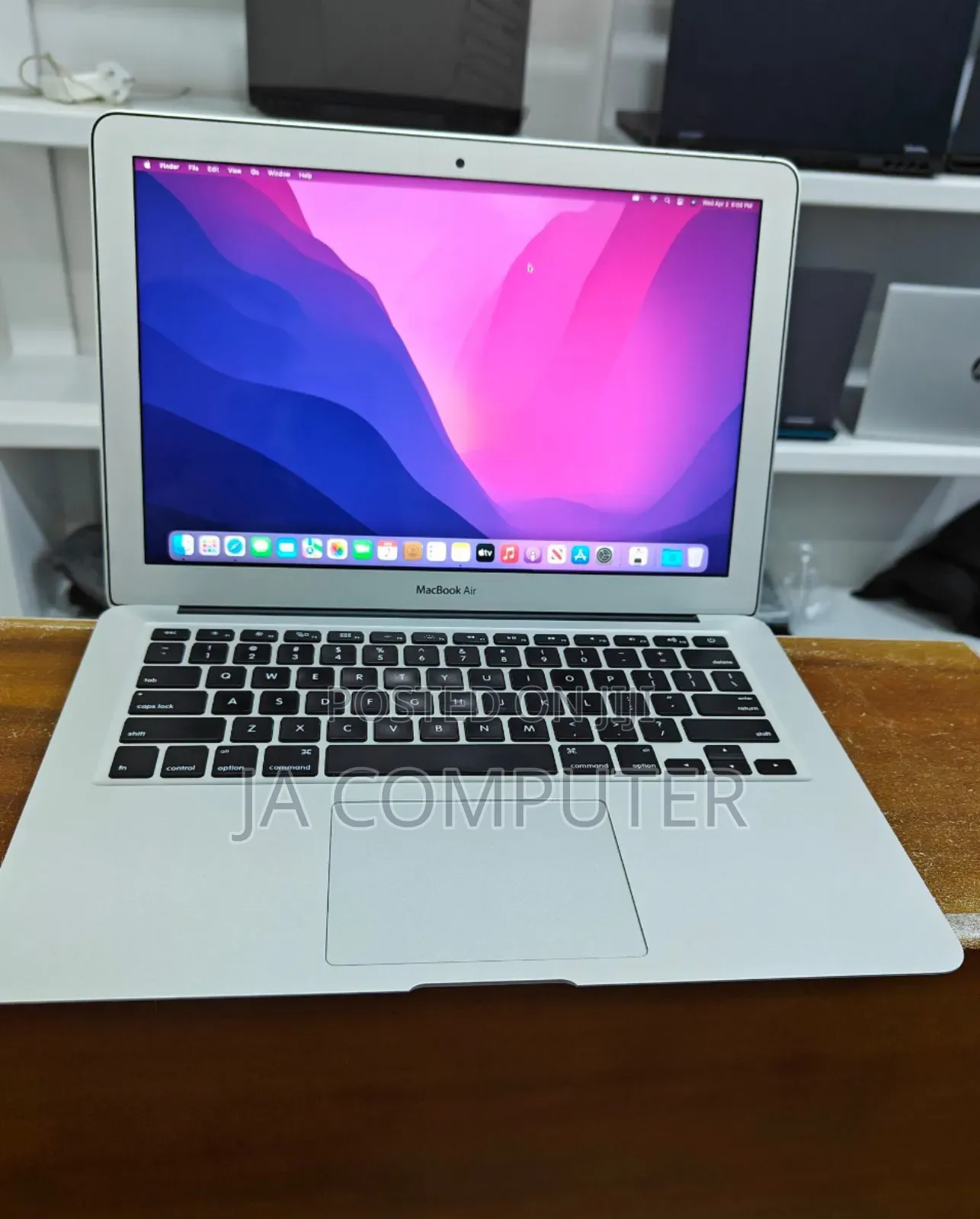 New Laptop Apple MacBook Air 2017 8GB Intel Core I5 SSD 128GB