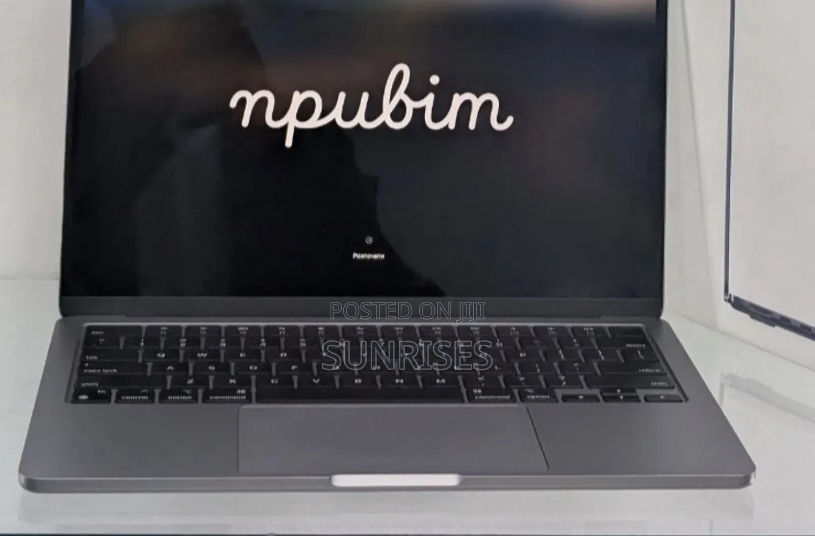 New Laptop Apple MacBook Air 2024 M3 13-Inch 8GB Apple M3 SSD 256GB