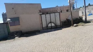 Photo - 3bdrm House in Kotobe Kehisphaltu, Yeka for sale