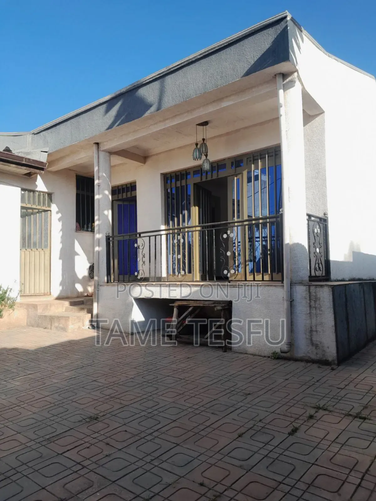 3bdrm House in Kotobe Kehisphaltu, Yeka for sale