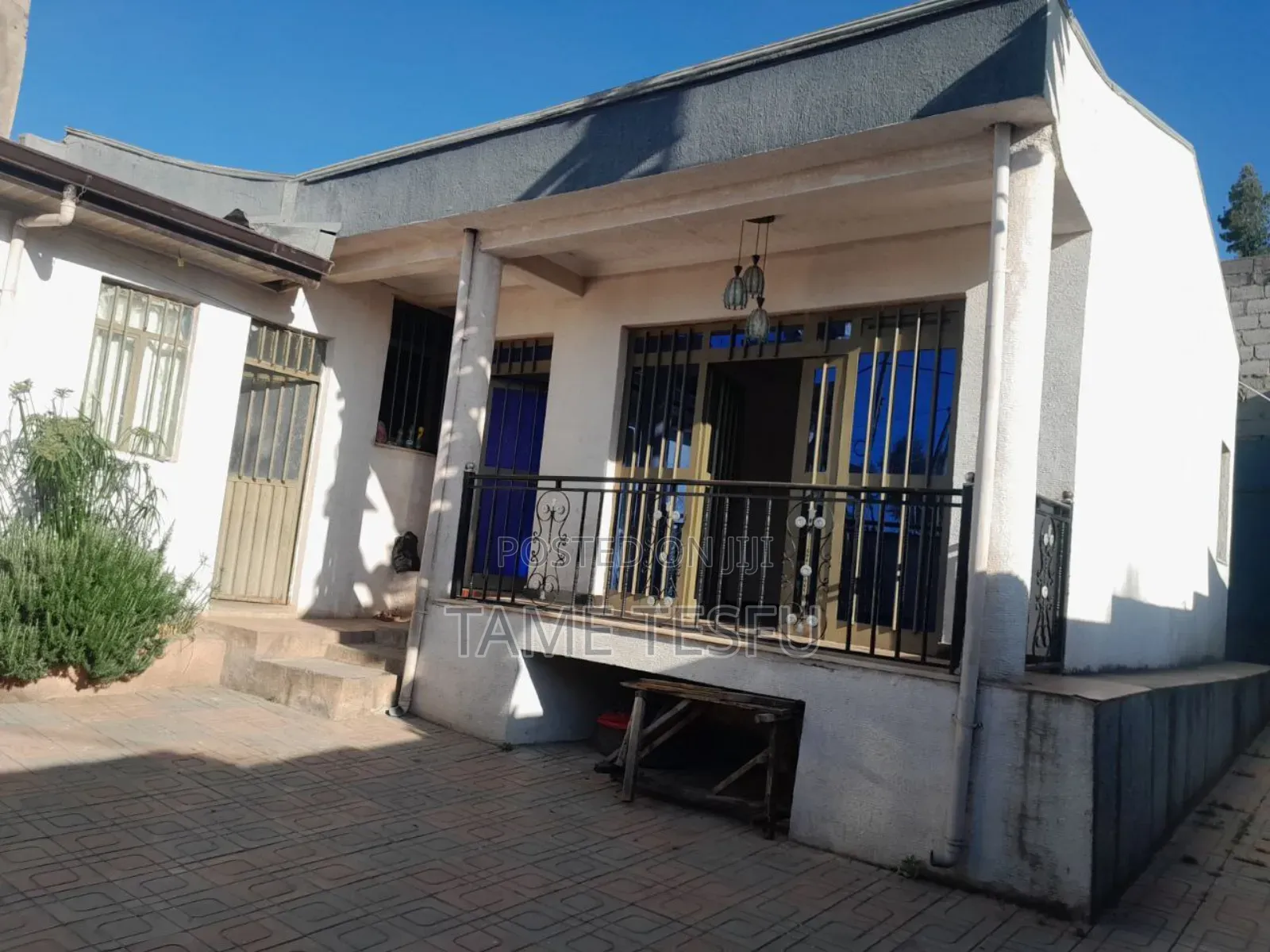 3bdrm House in Kotobe Kehisphaltu, Yeka for sale