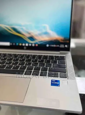 New Laptop HP EliteBook 830 G8 16GB Intel Core I7 SSD 512GB