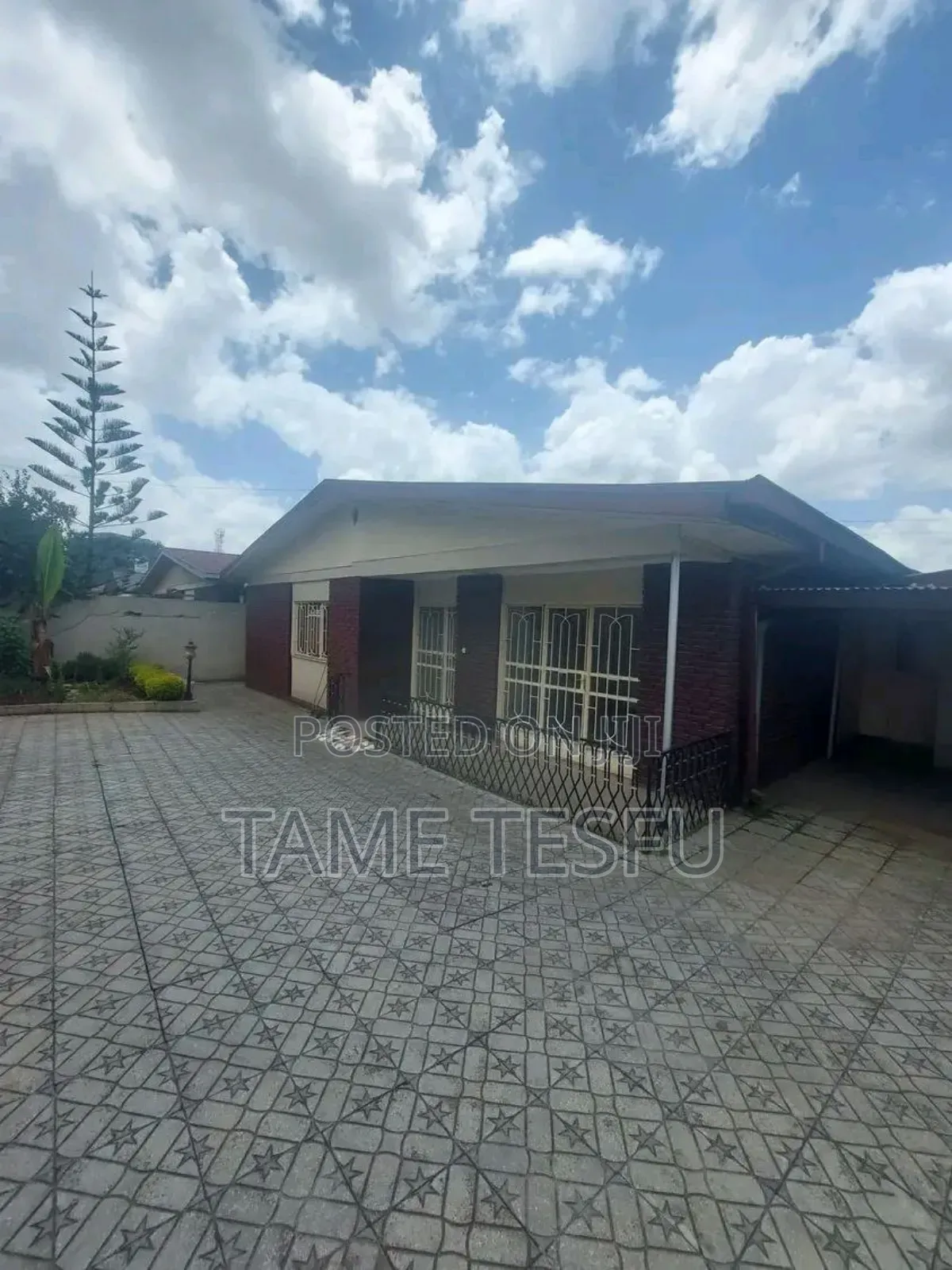 4bdrm Villa in Hayat, Bole for sale