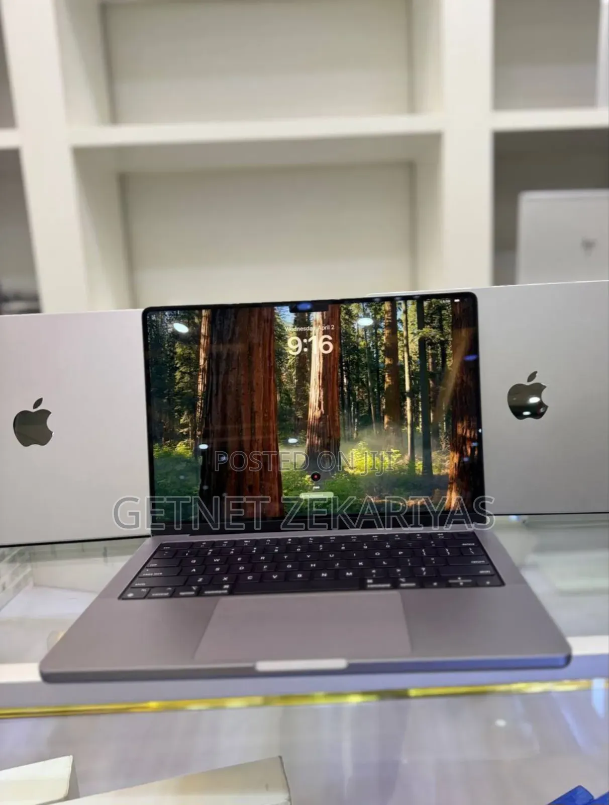 New Laptop Apple MacBook Pro 2021 M1 16GB Apple M1 Pro SSD 1T