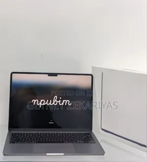 Photo - New Laptop Apple MacBook Air 2024 M3 13-Inch 8GB Apple M3 SSD 256GB