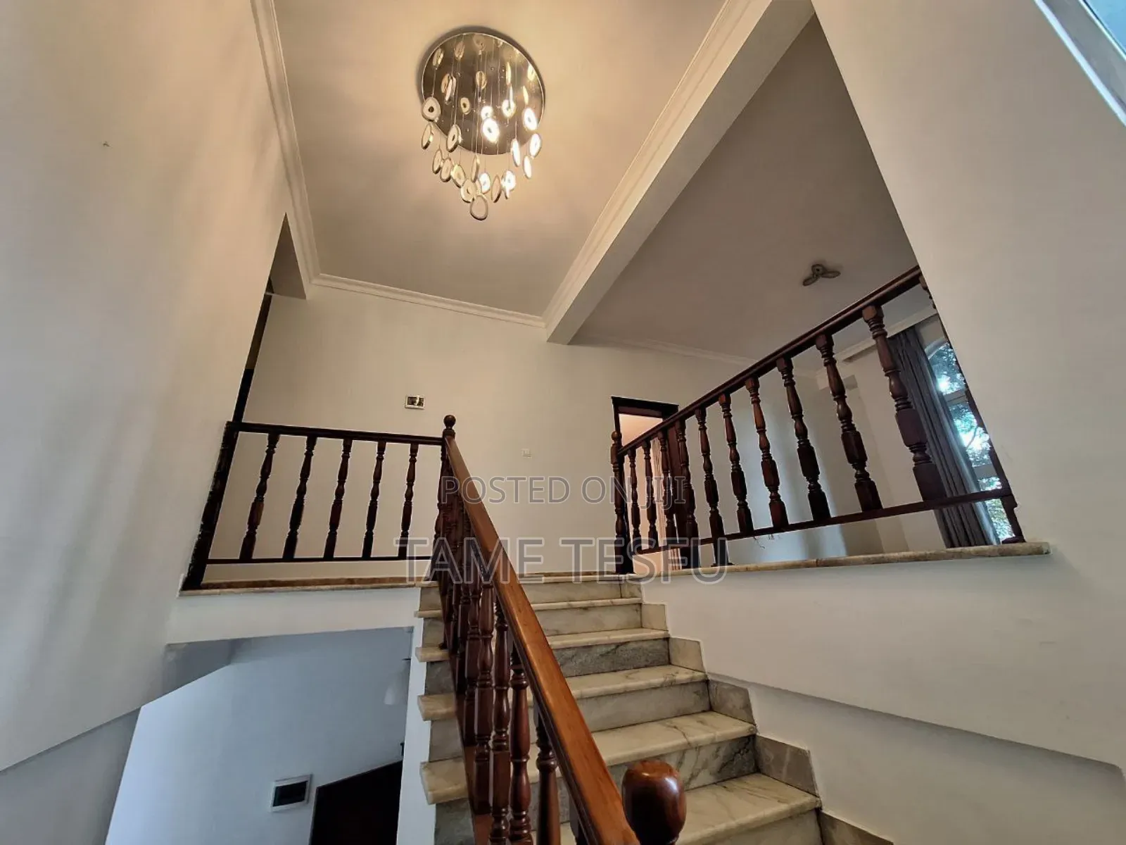 Furnished 5bdrm House in Gorro, Bole for sale
