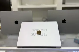 Photo - New Laptop Apple MacBook Pro M1 16GB Apple M1 SSD 1T