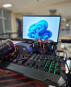 New Laptop Acer Predator Helios 300 16GB Intel Core I9 SSD 1T