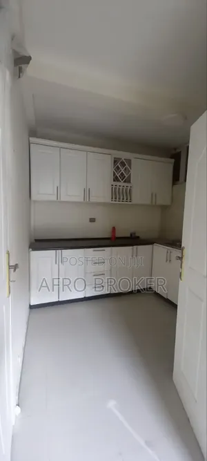 Furnished 6bdrm House in Garment 72, Nifas Silk-Lafto for sale