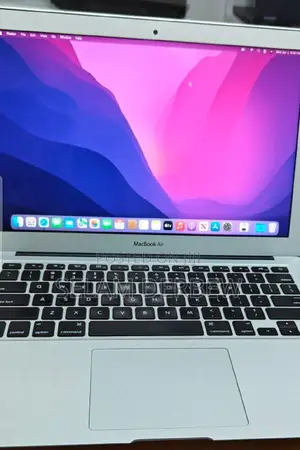 Photo - New Laptop Apple MacBook Air 2017 8GB Intel Core I5 SSD 128GB