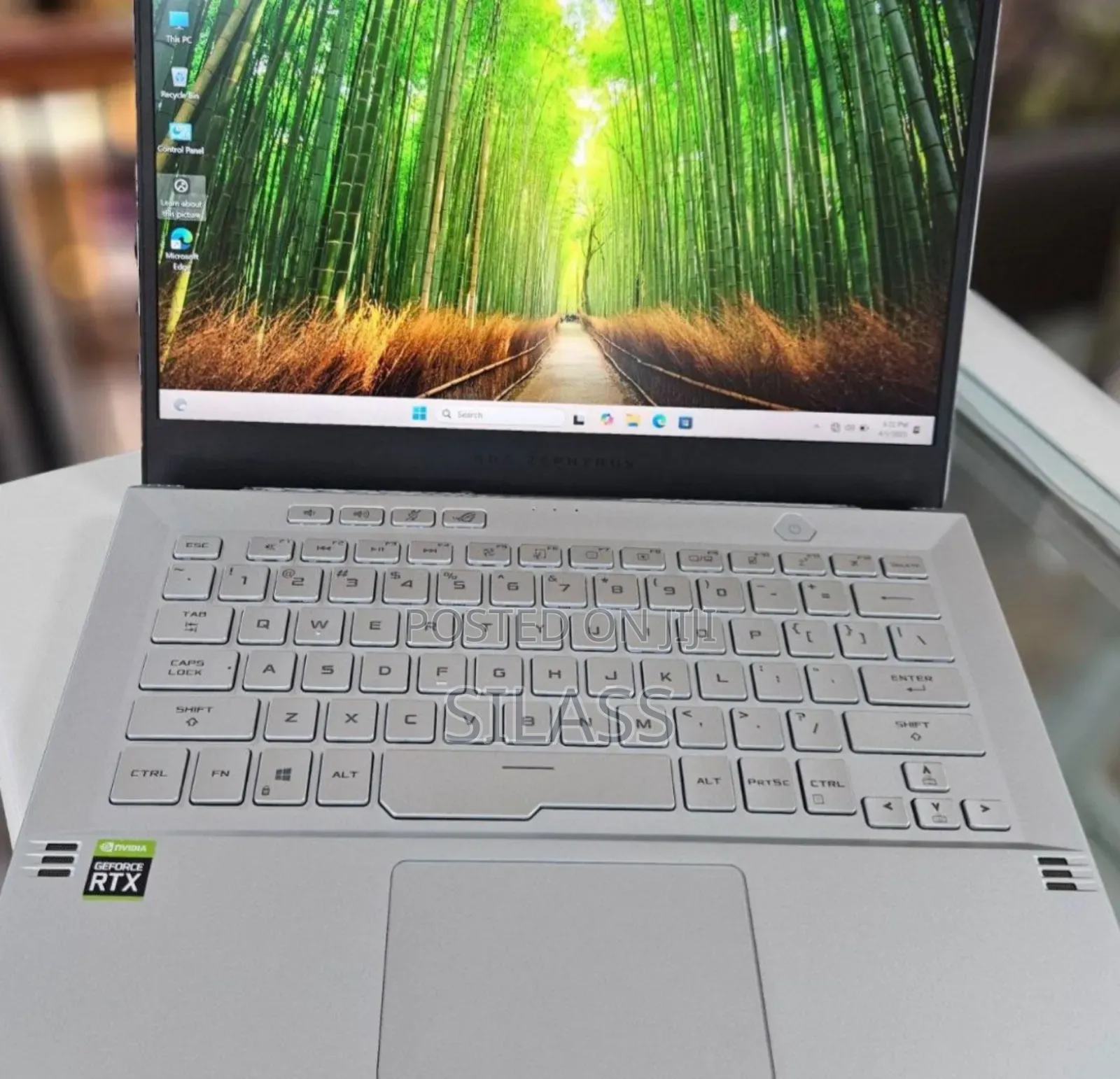 New Laptop Asus ROG Zephyrus G15 16GB AMD Ryzen 9 SSD 512GB