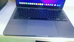 New Laptop Apple MacBook Pro 2020 16GB Intel Core I5 SSD 1T