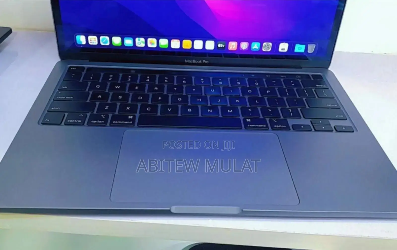 New Laptop Apple MacBook Pro 2020 16GB Intel Core I5 SSD 1T