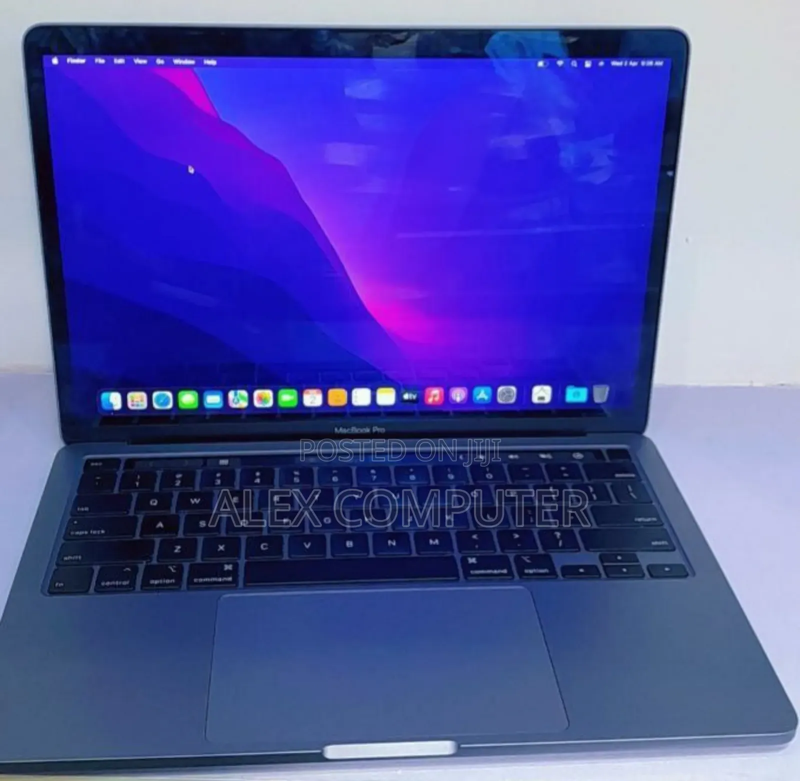 New Laptop Apple MacBook Pro M1 16GB Intel Core I5 SSD 1T