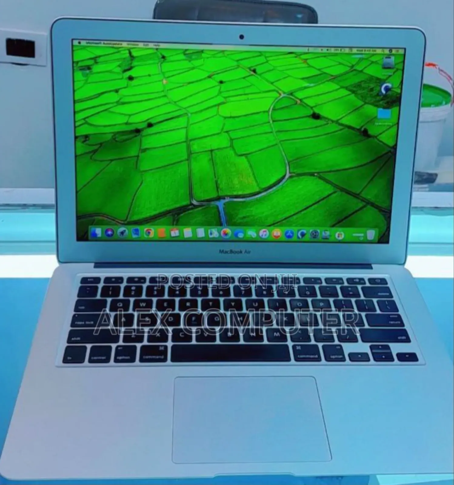 New Laptop Apple MacBook Air 2014 4GB Intel Core I5 SSD 128GB