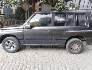 Suzuki Vitara 1992 Gray