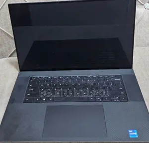New Laptop Dell XPS 15 32GB Intel Core I7 SSD 1T