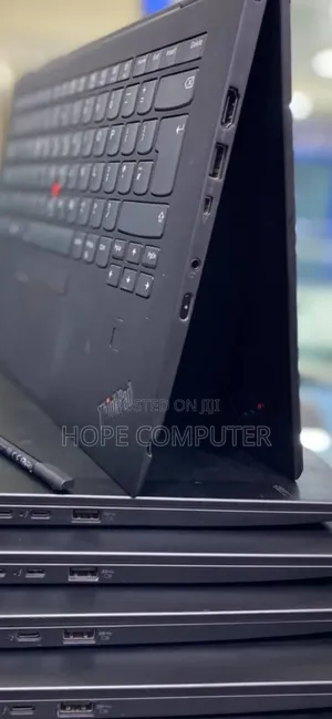 Photo - New Laptop Lenovo Thinkpad X1 Yoga 16GB Intel Core I7 SSD 512GB