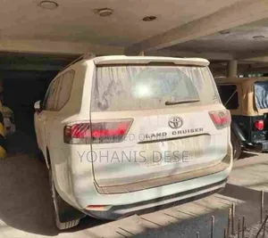 New Toyota Land Cruiser 2023 White