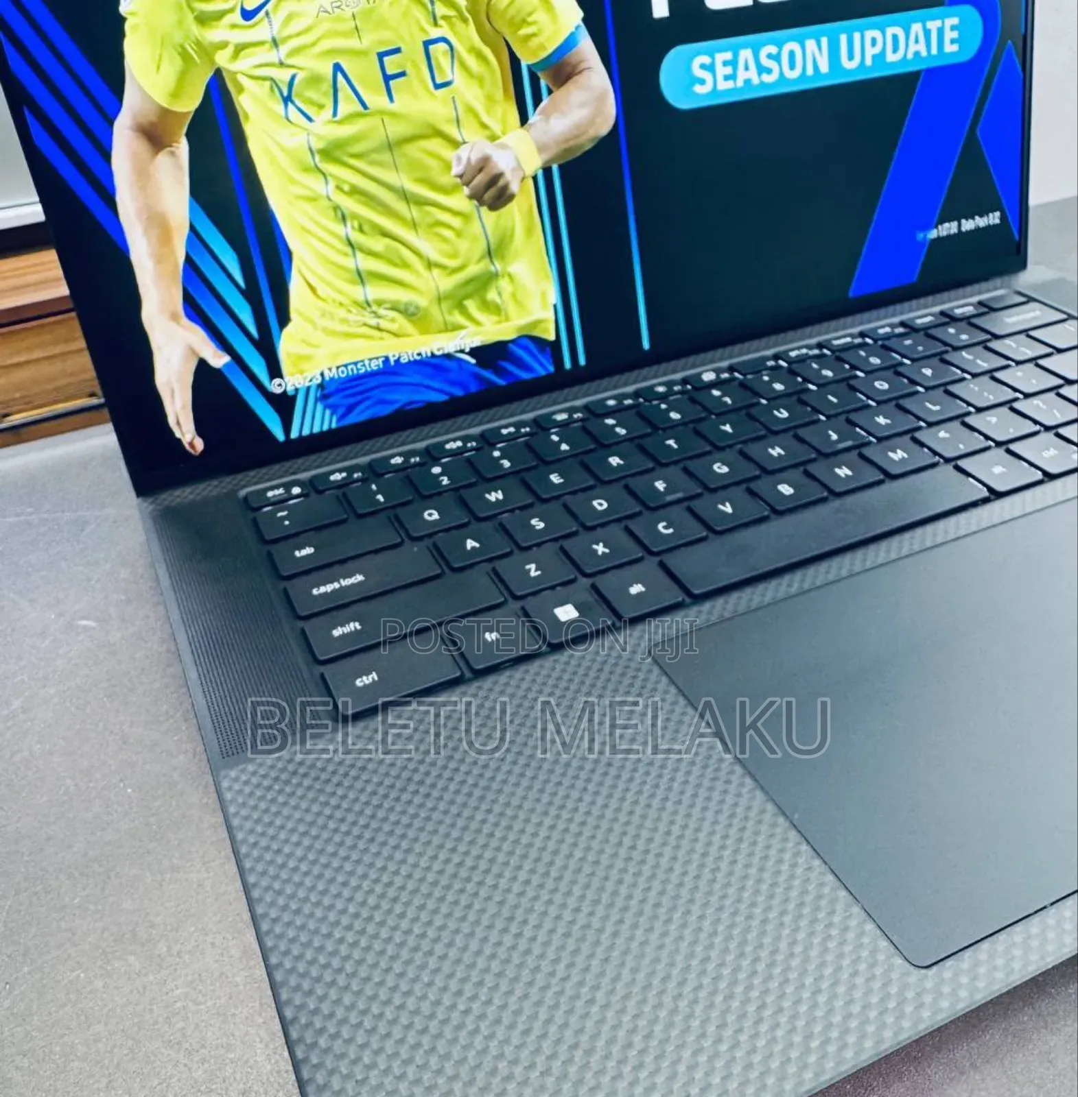 New Laptop Dell XPS 15 16GB Intel Core I7 SSD 512GB