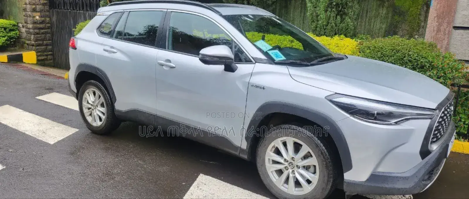 New Toyota Corolla Cross Hybrid 2023 Silver