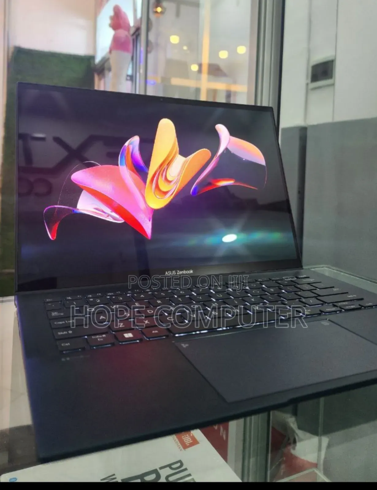 New Laptop Asus Zenbook Duo 14 16GB Intel Core I7 SSD 512GB