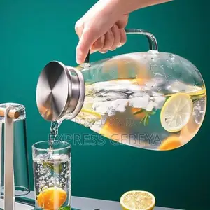 ግላስ የውሀ ማቅረቢያ