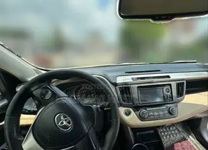 Toyota RAV4 2015 White