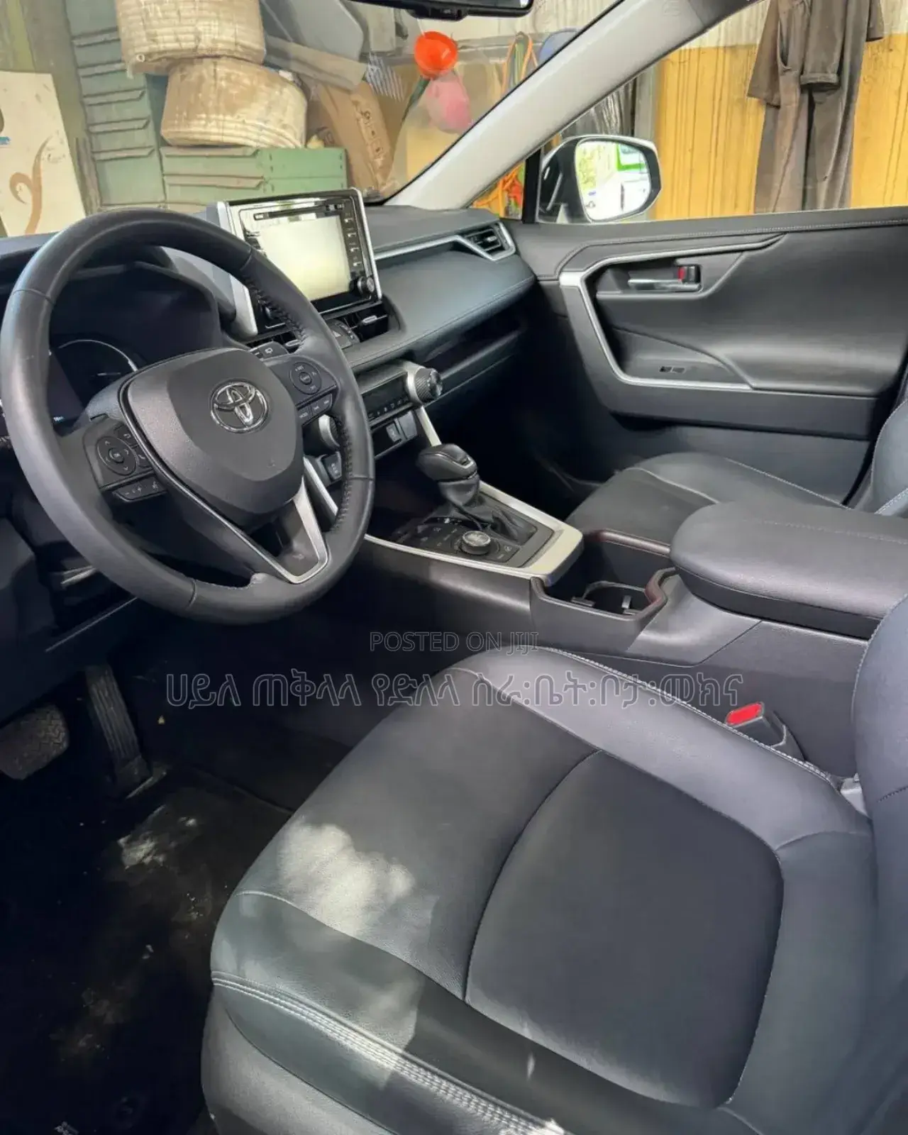 New Toyota RAV4 2022 Silver