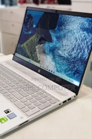 New Laptop HP Pavilion 15 8GB Intel Core I5 SSD 128GB