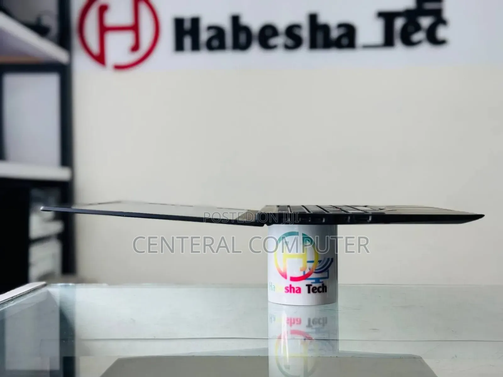 New Laptop Lenovo ThinkPad X1 Carbon Gen11 16GB Intel Core I7 SSD 512GB