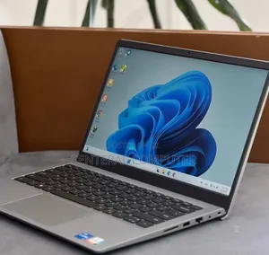 New Laptop Dell Vostro A90 8GB Intel Core I5 SSD 512GB