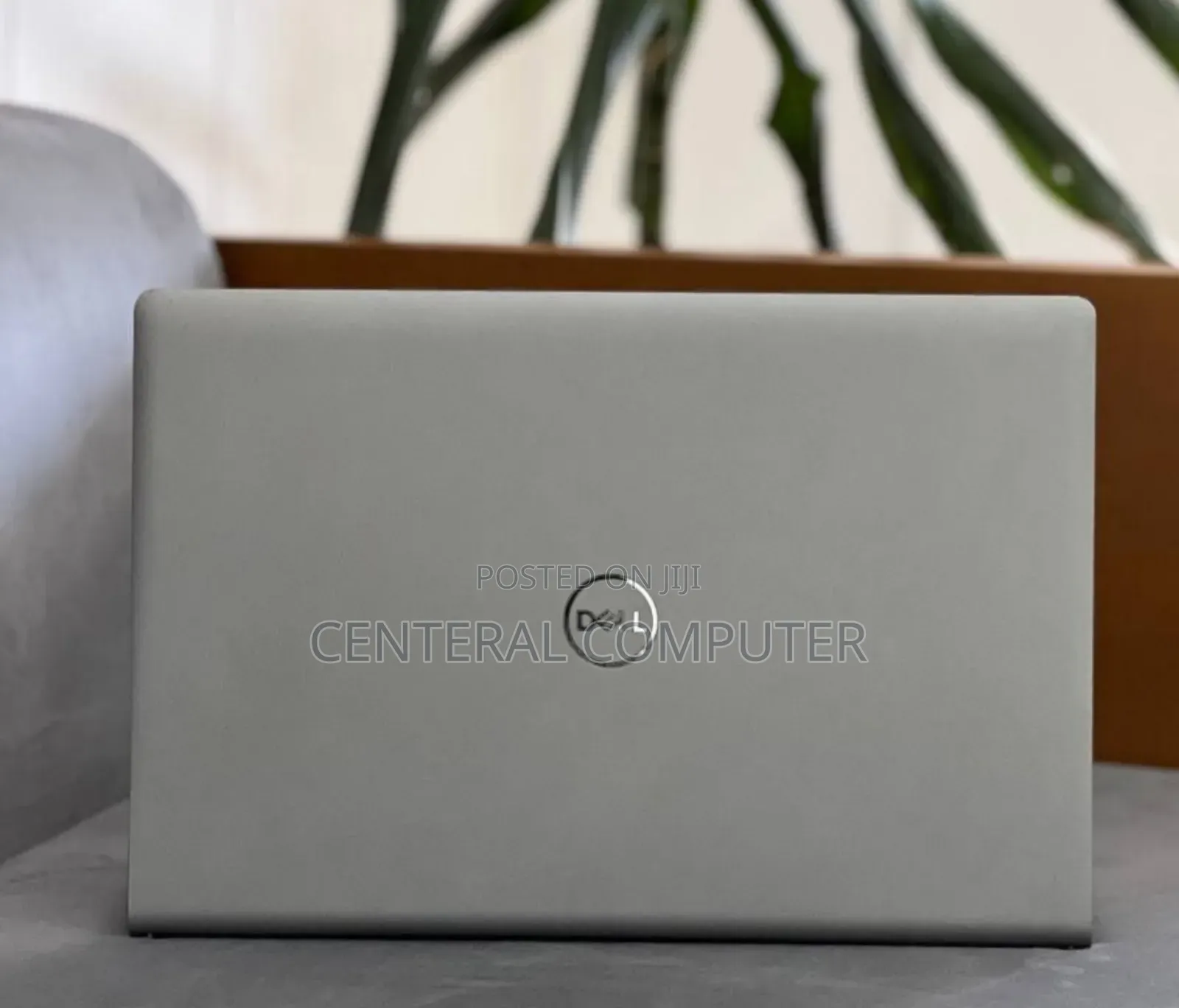 New Laptop Dell Vostro A90 8GB Intel Core I5 SSD 512GB